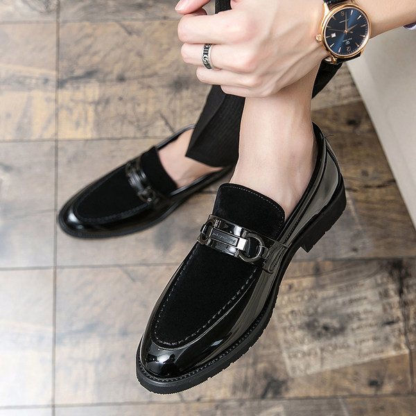 Vīriešu mokasīni no eko ādas un zamšādas ar metāla apdari