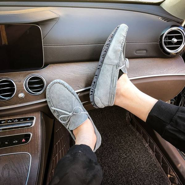 Ikdienas vīriešu mokasīni - ar plakanu zoli vairākās krāsās