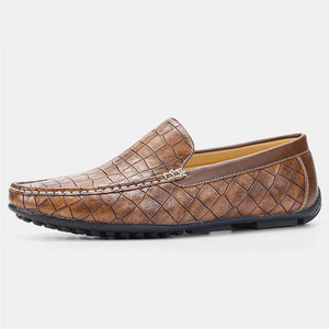 Jauns vīriešu mokasīnu modelis no eko ādas ar ērtu zoli