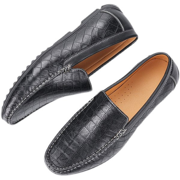 Jauns vīriešu mokasīnu modelis no eko ādas ar ērtu zoli