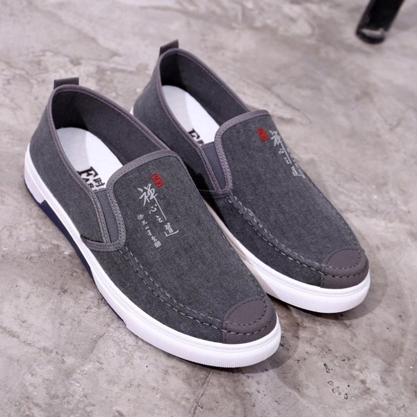 Mocasini rotunzi pentru bărbați cu inscripție