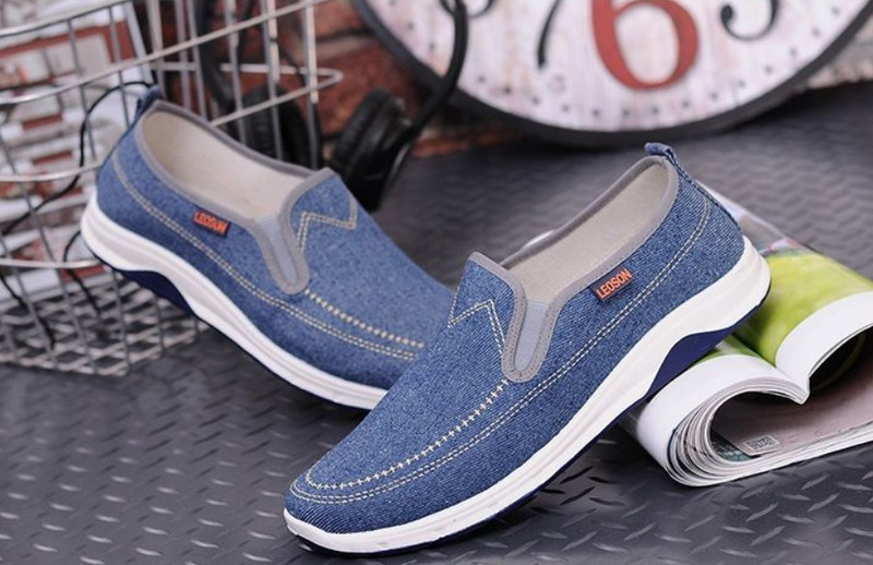 Ikdienas vīriešu džinsa mokasīni ar ērtu zoli