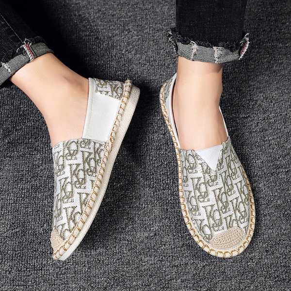 Σύγχρονες  εσπαντρίγιες με κέντημα