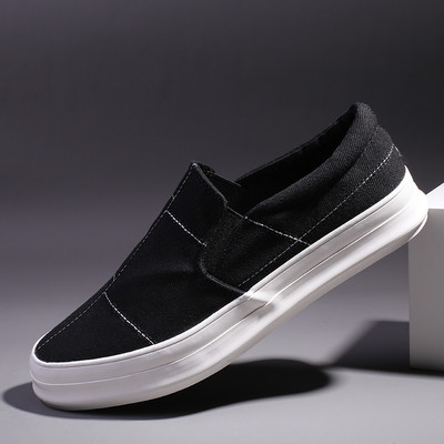 Vīriešu mokasīni ar plakanām zolēm - piemēroti vasarai