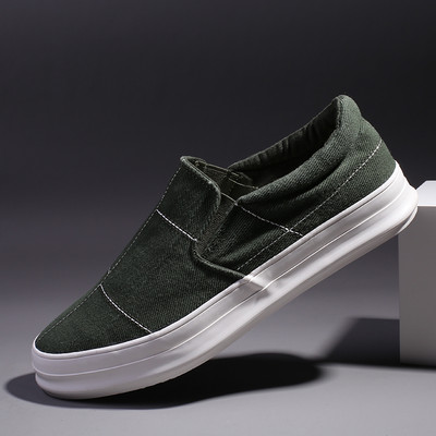 Vīriešu mokasīni ar plakanām zolēm - piemēroti vasarai