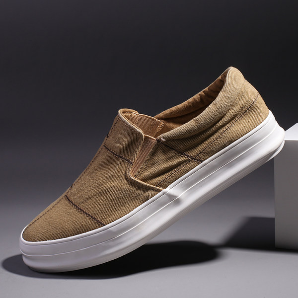 Vīriešu mokasīni ar plakanām zolēm - piemēroti vasarai