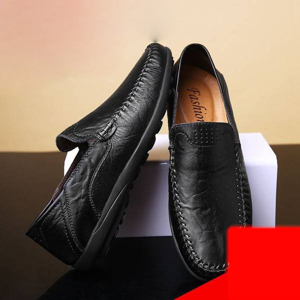 Jauns vīriešu ādas mokasīnu modelis divās krāsās