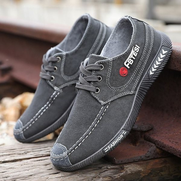 Мъжки ежедневни мокасини с връзки и надпис 