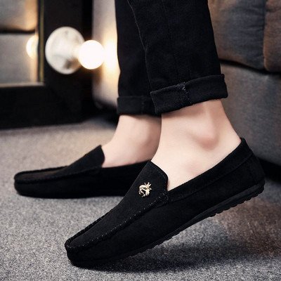 Jauns vīriešu zamšādas mokasīnu modelis vairākās krāsās