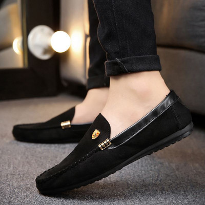 Jauns vīriešu zamšādas mokasīnu modelis vairākās krāsās