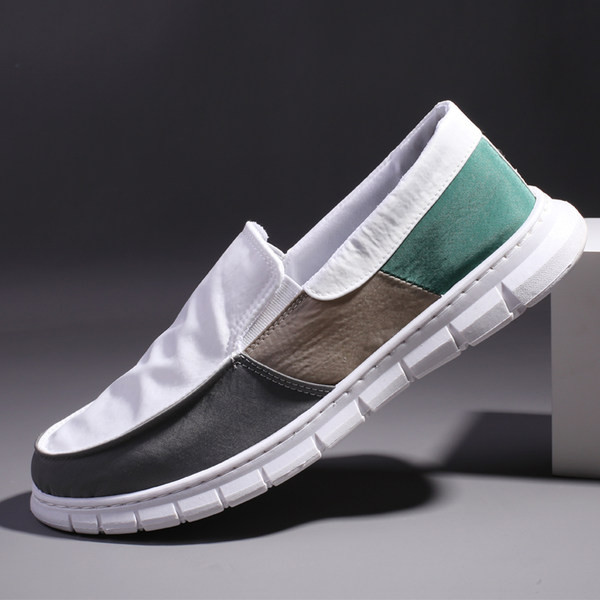 Mūsdienīgi tekstila mokasīni vīriešiem