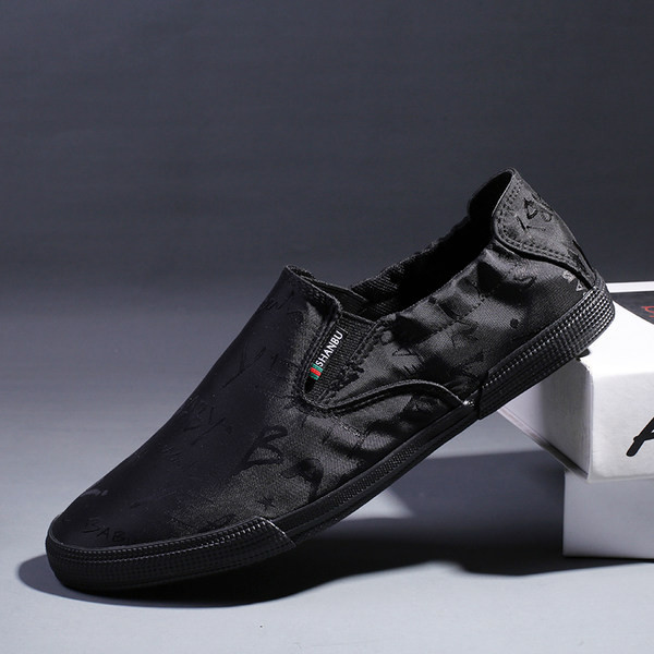 Νέο μοντέλο ανδρικά μοκασίνια με επιγραφές