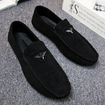 Jauns vīriešu mokasīnu modelis ar metāla sprādzi - eko zamšādas