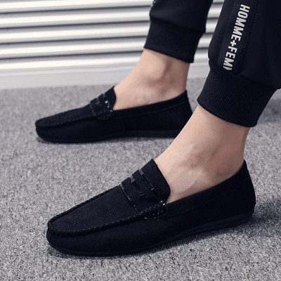 Jauns vīriešu mokasīnu modelis ar metāla sprādzi - eko zamšādas