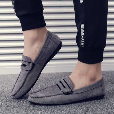 Jauns vīriešu mokasīnu modelis ar metāla sprādzi - eko zamšādas