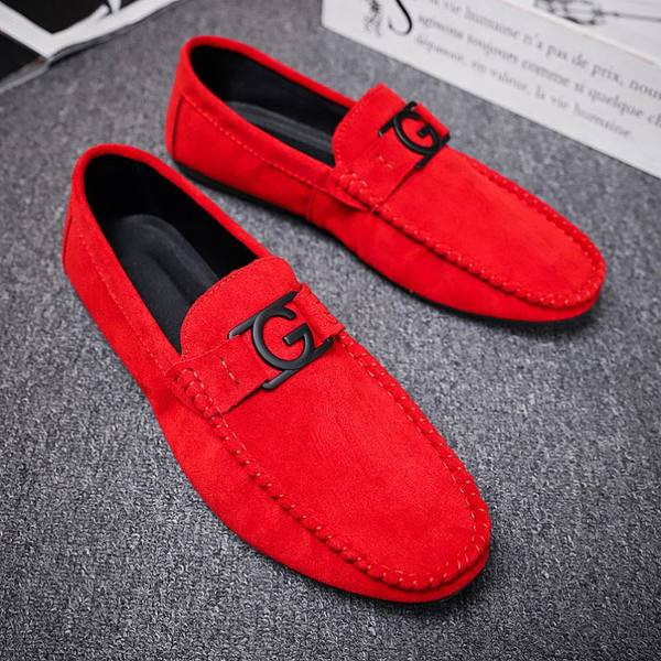 Jauns vīriešu mokasīnu modelis ar metāla sprādzi - eko zamšādas