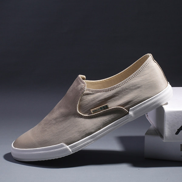 Auduma mokasīni ar plakanu zoli - tīrs modelis