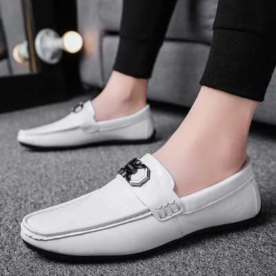 Jauns vīriešu mokasīnu modelis ar metāla elementu - vairāki modeļi