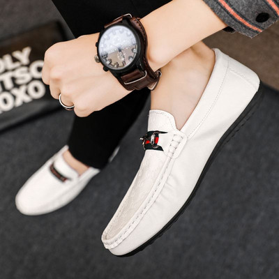 Jauns vīriešu mokasīnu modelis ar metāla elementu - vairāki modeļi