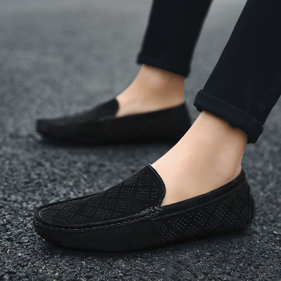 Jauns vasaras vīriešu mokasīnu modelis trīs krāsās