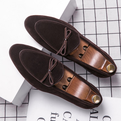 Ανδρικά μοκασίνια μοντέρνα από οικολογικό σουέτ σε καφέ και μαύρο χρώμα