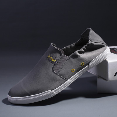 Ανδρικές υφαντικά μοκασίνια με κέντημα