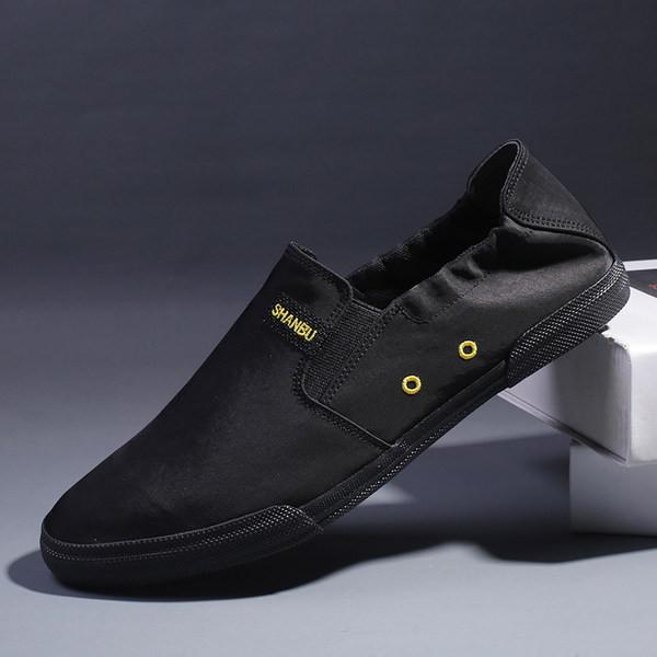 Ανδρικές υφαντικά μοκασίνια με κέντημα