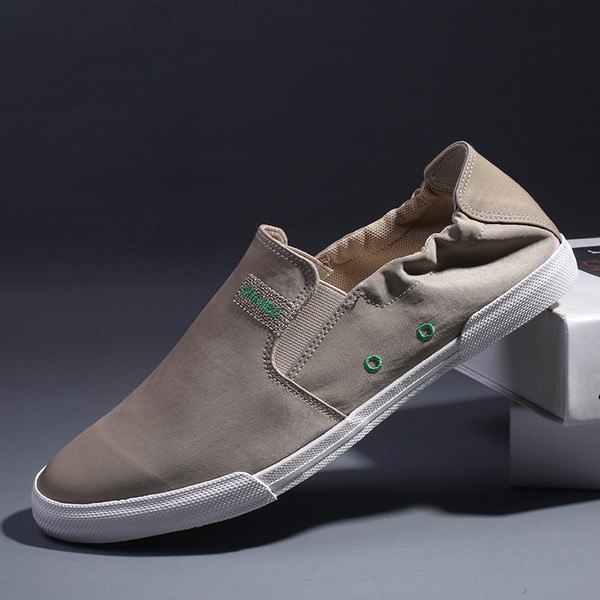 Ανδρικές υφαντικά μοκασίνια με κέντημα