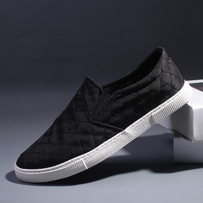 Ikdienas mokasīni ar plakanu zoli - vīriešiem