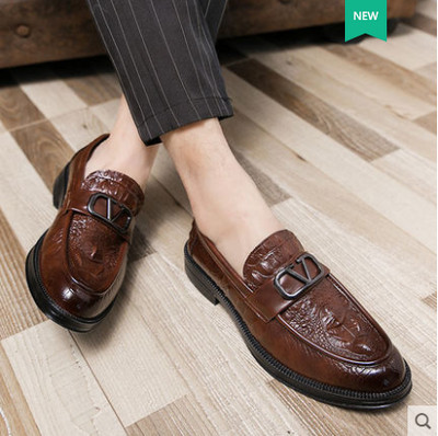 Moderni mākslīgās ādas mokasīni vīriešiem