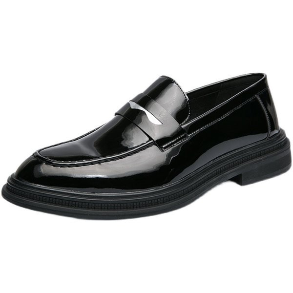 Moderni mākslīgās ādas mokasīni vīriešiem