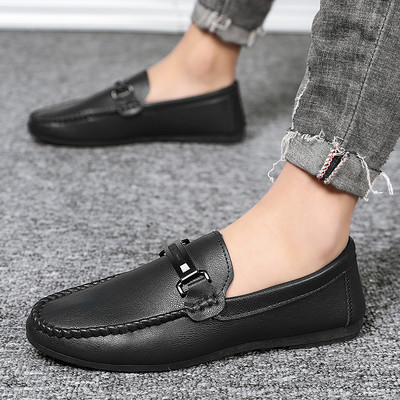 Jauns ādas mokasīnu modelis ar plakanu zoli - vairāki modeļi