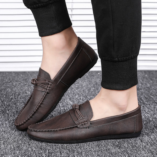 Jauns ādas mokasīnu modelis ar plakanu zoli - vairāki modeļi