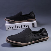 Vīriešu mokasīnu vienkrāsains modelis ar plakanu zoli