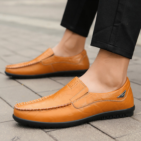 Κομψά ανδρικά μοκασίνια από οικολογικό δερμάτινο απλό μοντέλο