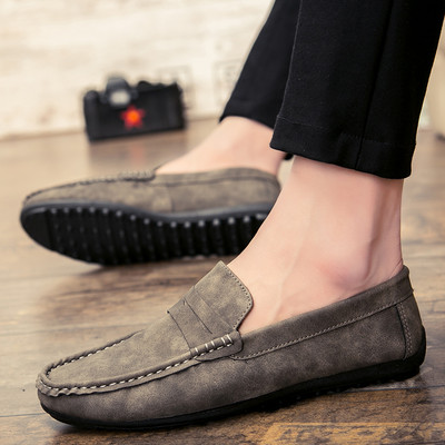 Ikdienas vīriešu mokasīni ar plakanu zoli - trīs krāsās