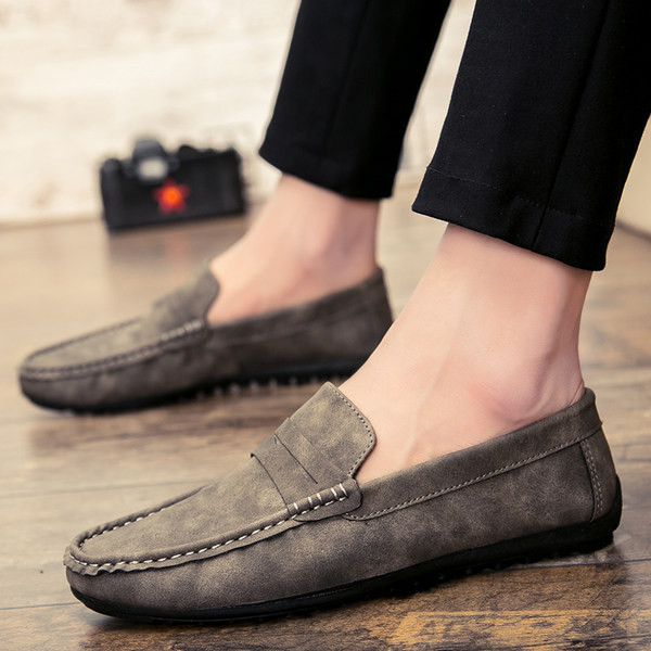 Ikdienas vīriešu mokasīni ar plakanu zoli - trīs krāsās