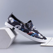 Aktuāli audekla mokasīni ar aplikācijām