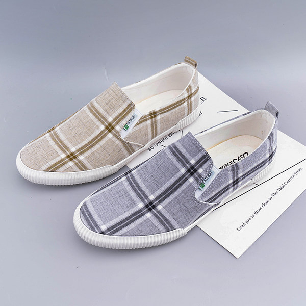 Ikdienas elpojoši mokasīni ar plakanu zoli