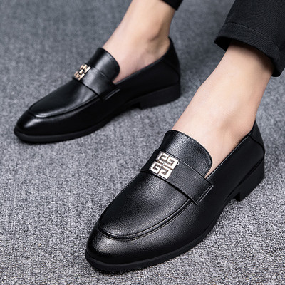 Σύγχρονα ανδρικά μοκασίνια από οικολογικό δέρμα - σε διάφορα μοντέλα