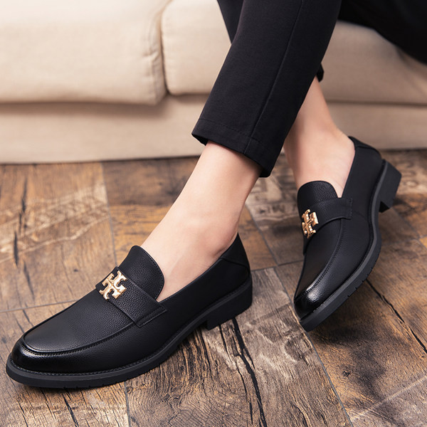 Σύγχρονα ανδρικά μοκασίνια από οικολογικό δέρμα - σε διάφορα μοντέλα