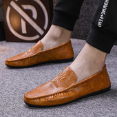 Mūsdienīgi vīriešu mākslīgās ādas mokasīni