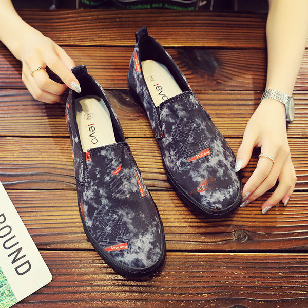 Vīriešu vasaras mokasīni ar plakanām zolēm