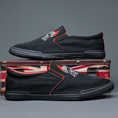 Ikdienas audekla mokasīni ar izšuvumiem