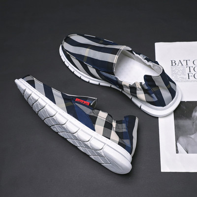 Vīriešu rūtaini mokasīni no tekstila