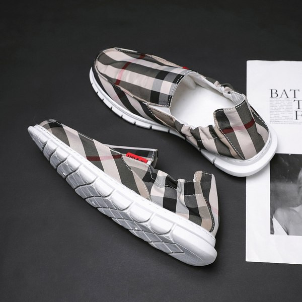 Vīriešu rūtaini mokasīni no tekstila