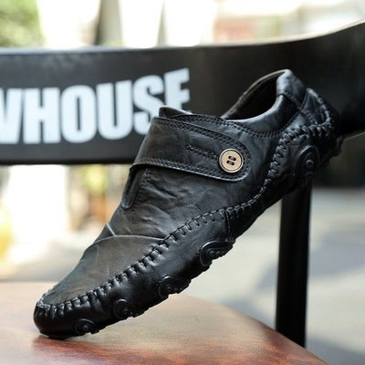 Jauns vīriešu ādas mokasīnu modelis ar mīkstu un ērtu zoli