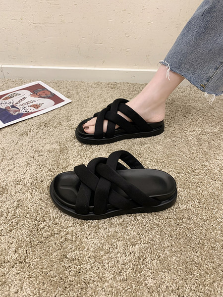 Sieviešu vasaras čības ar tekstila krusta siksnām