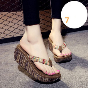 Jauns sieviešu čību modelis ar platformu 4,5 cm vai 7 cm