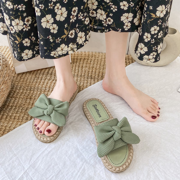 Papuci casual cu talpa plata si panglica pentru femei